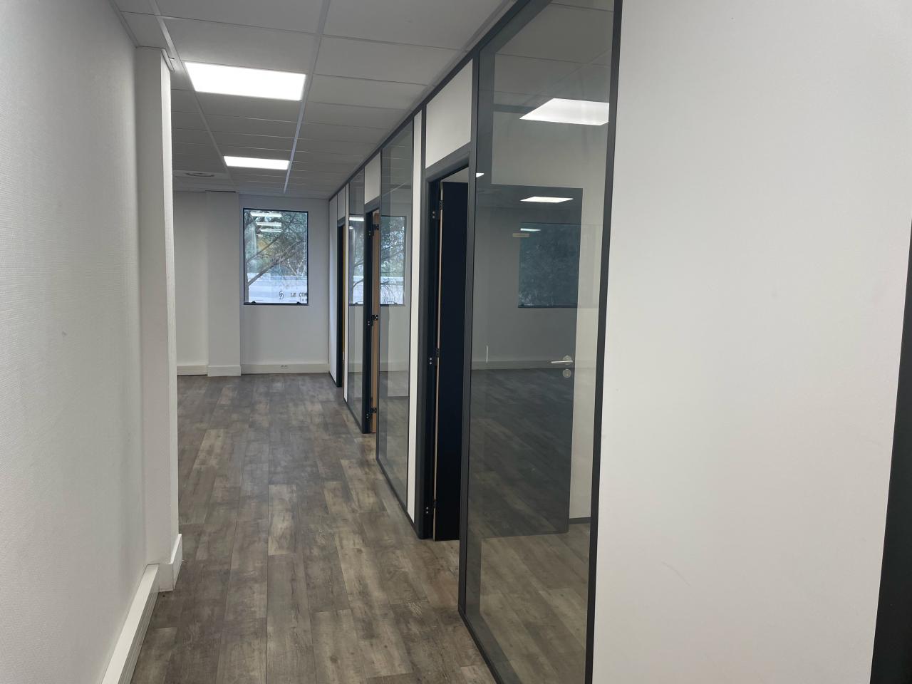 Bureau Aix-en-Provence 538m² Location bureau Aix-en-Provence Bouches-du-Rhône OLBUR2115140 8